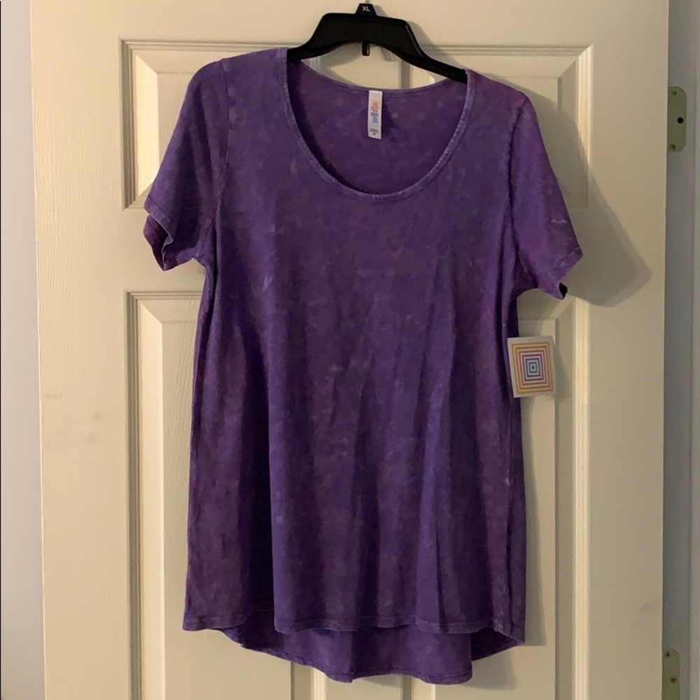 LuLaRoe Classic tee